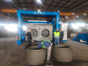 Venta de fábrica, máquina automática de fabricación de tuberías RCC Hume de cemento Vertical, fabricante de desagüe de <span class=keywords><strong>carretera</strong></span>, precio de alcantarilla de hormigón - Product Image 2