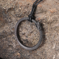 Collier Pendentif Serpent Viking en Acier Inoxydable, Bijoux Viking en Gros, Unisexe, Mythologie Nordique, Bijoux Historiques, Prêt à Expédier