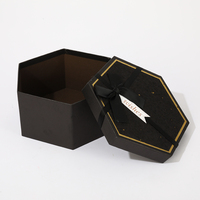 Boîte cadeau rigide haut de gamme personnalisée en matériaux recyclés avec traitement mat pour l'emballage de portefeuilles et de parfums