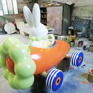 Escultura de Fibra de Vidrio Libit Rabbit Go Kart, Forma Irregular, Decoración Artística de Pascua para Habitación Infantil, Personalizable - Product Image 3