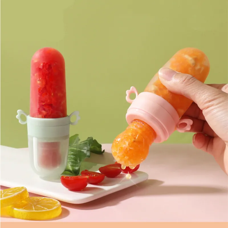 2023 New Baby Bottle Teether Baby Silicone Rice Cereal Feeding Squeeze Bottle with Spoon for Newborn Child Utensi
