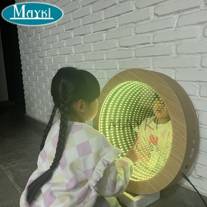 Esperienza Sensoriale con Specchio Infinito Rotondo, Tunnel a Specchio Infinito con Cambio Colore per Esplorazione Sensoriale e Gioco per Bambini - Product Image 2