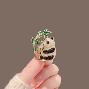 Broche de Mariposa de Aleación con Diamantes de Imitación, Diseño Retro de Moda, Lujoso, Elegante, para Mujer, Accesorios de Ropa, Venta al por Mayor - Product Image 4