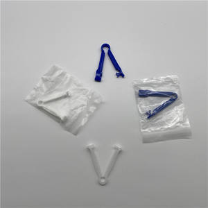 Utilisation à l'hôpital hygiène féminine en plastique stérile individuel pack ngynecologic médical cordon ombilical pince - Product Image 3