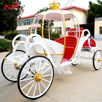 Chariot royal de Cendrillon d'usine, véhicule classique de conte de fées, pour mariage, modèle citrouille avec rideaux