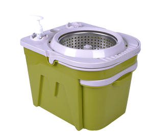 Vadrouille plate en microfibre magique à usage domestique 360 degrés facile à utiliser avec poignée vadrouille magique en cristal sans main 360 avec recharge de vadrouille en microfibre - Product Image 2