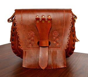 Vente en gros de sac à bandoulière en cuir véritable vintage fait à la main pour femmes avec logo personnalisé style décontracté pour le voyage - Product Image 2