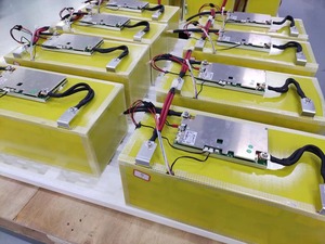 Factory Wholesale 12.8V 200Ah LiFePO4 Deep Cycle <b>Battery</b> with BMS for RV, Marine, Off Grid Power - Product Image 5