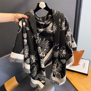 Écharpes en cachemire à motif de tournesol de style rétro, écharpes chaudes d'hiver, cape épaisse, poncho pour femmes, châle en pashmina double face, étoles surdimensionnées - Product Image 2