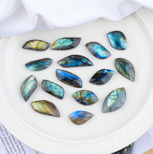 cristallo di poliedri di alta qualità minerale naturale pietre curative di quarzo chiaro Freeform di cristallo irregolare - Product Image 3