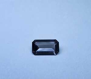 หินโมโกก็อกหนามสีมรกตสีเทาธรรมชาติกะรัตจาก1.35กะรัตสำหรับทำเครื่องประดับ - Product Image 4