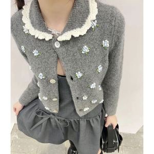 เสื้อสเวตเตอร์ถักสำหรับผู้หญิงเสื้อคาร์ดิแกนปักลายดอกไม้สีเทาเสื้อคอโปโลถักลูกไม้ - Product Image 2