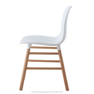 Silla de comedor de Copenhague, estructura de madera maciza con respaldo de plástico, sillas de comedor baratas para restaurante, - Product Image 3