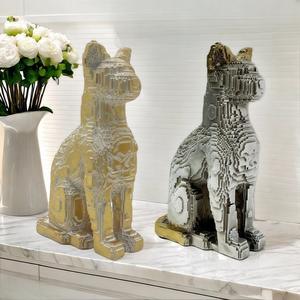 Nueva Escultura de Gato de Lujo Ligero Retro, Adorno de Resina Epoxi, Arte Popular, Decoración Creativa para Sala de Estar, Hotel u Oficina - Product Image 3