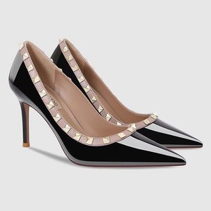 Primavera ed estate le nuove <span class=keywords><strong>scarpe</strong></span> <span class=keywords><strong>con</strong></span> <span class=keywords><strong>tacco</strong></span> a spillo da donna in vernice nera a spillo sono versatili - Product Image 2
