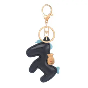 Porte-clés anneau en cuir PU pour filles, mignon, Portable, motif cheval noir, décoration de sac, marques célèbres, vente en gros