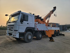 Camion <span class=keywords><strong>de</strong></span> dépannage rotatif Ho-wo 8x4 d'occasion pour le sauvetage routier et les entreprises <span class=keywords><strong>de</strong></span> <span class=keywords><strong>location</strong></span>, grue <span class=keywords><strong>de</strong></span> récupération robuste, capacité <span class=keywords><strong>de</strong></span> remorquage élevée - Product Image 3