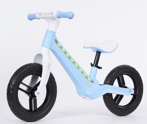 Biciclette Senza Pedali Personalizzabili per Bambini con Musica, Luci e Funzione di Scorrimento, per Bambini dai 2 agli 8 Anni - Product Image 3