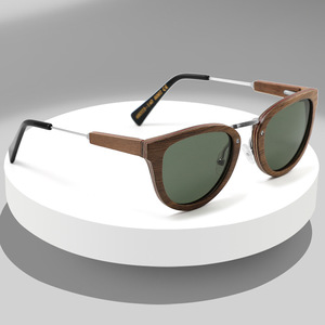 <span class=keywords><strong>Lunettes</strong></span> de soleil unisexes légères en métal polarisées de qualité supérieure <span class=keywords><strong>pour</strong></span> adultes - <span class=keywords><strong>Lunettes</strong></span> de sport <span class=keywords><strong>pour</strong></span> <span class=keywords><strong>éclipse</strong></span> <span class=keywords><strong>solaire</strong></span> avec protection UV % - Product Image 2