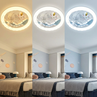 Ventilateur de plafond LED rond de style nordique avec élément astronaute de dessin animé et vitesse de vent réglable pour un confort optimal des enfants