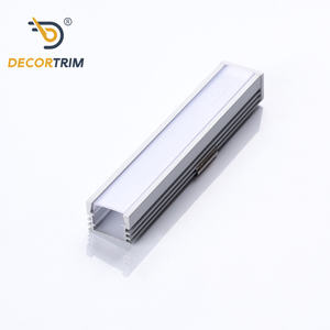 <span class=keywords><strong>Profilé</strong></span> <span class=keywords><strong>en</strong></span> <span class=keywords><strong>aluminium</strong></span> LED mural DECORTRIM, nouvelle conception personnalisée pour l'éclairage LED OEM et les décorations d'éclairage de cuisine - Product Image 1