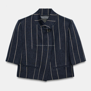 Completo Due Pezzi Personalizzato con Righe Verticali per Donna, Outfit da Ufficio per Signore - Product Image 3