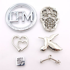 Logo de sac en alliage de zinc argenté poli, logo de sac à main en métal durable pour sacs et bagages de luxe - Product Image 6