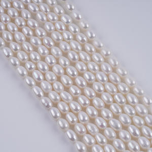 Chaîne de perles d'eau douce blanches naturelles 6-7 mm en forme de riz, semi-finies, pour bijoux DIY, avec poudre violette, couleur perle brute - Product Image 2