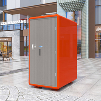 Sistema de Inodoro Portátil Premium con Tecnología de Reciclaje de Aguas Grises Preinstalada y Ventilación Solar para Villa