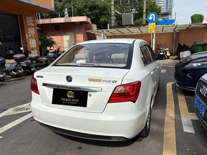 Changan Yuexiang <span class=keywords><strong>V3</strong></span> 2015, 1.4L, Manual, Edición Meiman, Volante a la Izquierda, Asientos de Tela - Product Image 4