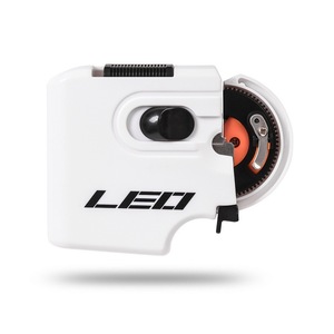 Outil automatique de montage d'hameçons Leo, électrique, rechargeable, accessoire de pêche en eau douce - Product Image 1