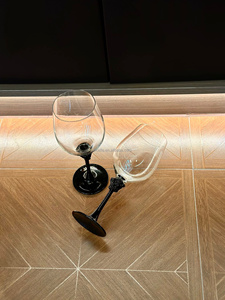 European Crystal Glass Wine Glass Set Long Stem Modern Design Eco-Friendly Dishwasher Safe Custom Logo Option for Dinner Use - Product Image 3