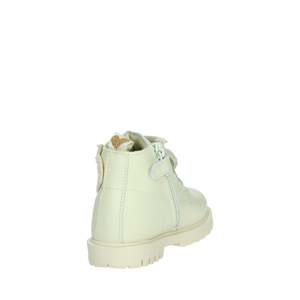 Bottines pour filles Balducci, style combat, couleur beige, avec application de cœur - Product Image 3