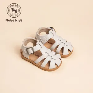 Hochwertige individualisierte Babyschuhe für draußen leichte Gummisohlen weiche Anti-Rutsch-Baby-Sandalen