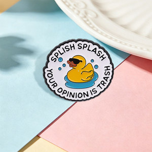 Splish Splash Your Opinion Is Trash Enamel Pin Sassy Swimming Duck Wear Sunglasses Broche Badge pour Sac à Dos Vêtements Bijoux Cadeaux - Product Image 3