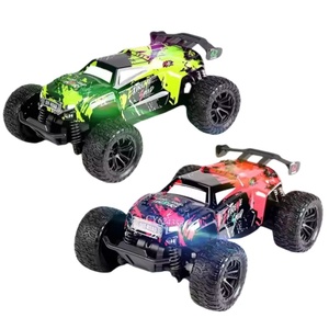 Voitures télécommandées RC 1:18 haute vitesse 2,4 G en gros pour enfants, tout-terrain, cascadeur, quatre roues motrices, avec câble USB, télécommande, lumière incluse - Product Image 5