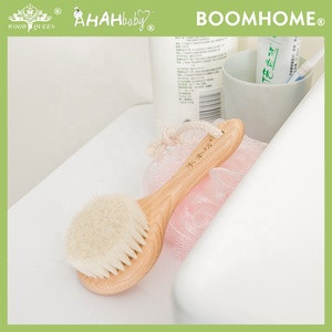 Brosse à cheveux pour bébé en silicone souple avec poils en laine légère <span class=keywords><strong>Massage</strong></span> compact au laser Produit pour enfants - Product Image 3