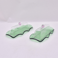 Plat à beurre en verre de couleur personnalisé populaire avec couvercle transparent Base de plaque de verre Récipient à fromage solide pour restaurant et partie
