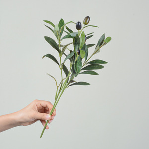 Nuevas flores artificiales 4 ramas 38cm oliva con hojas de frutas accesorios para boda hogar planta verde imitación - Product Image 2