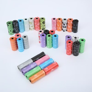 Sacs à déjections pour animaux de compagnie 22x30cm HDPE imprimés avec des empreintes de pattes et des os pour chiens, fournitures en vrac - Product Image 4