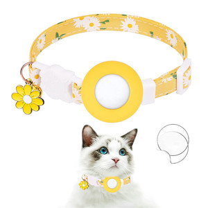 Precio al por mayor Airtag Case Floral Pet <span class=keywords><strong>Collar</strong></span> con campana Anti-Pérdida Tracker Dog <span class=keywords><strong>Cat</strong></span> Locator Holder diseñador <span class=keywords><strong>Cat</strong></span> Collares para gatos - Product Image 1