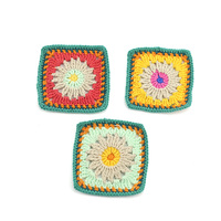 7cm classique fait à la main Crochet Motif tournesol carré marguerite fleur caboteur bricolage vêtements accessoires