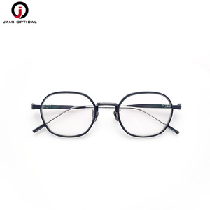 Kính mắt quang học nhẹ, khung titan chất lượng cao, bản lề lò xo kim cương linh hoạt - Product Image 2