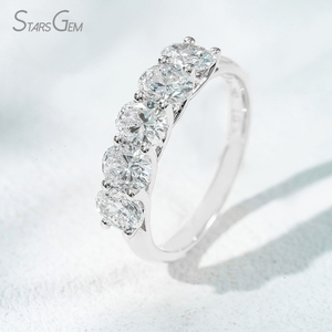 خاتم زفاف من الماس المختبري من ستارزجيم بوزن 2.0 قيراط، خاتم بخمسة أحجار بقطع بيضاوي من الماس المختبري، خاتم زفاف أبدي بوزن 2 قيراط - Product Image 4