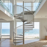 Rampe en verre incurvée en acier galvanisé moderne, résistante à la rouille, avec barres de remplissage en spirale, pour escalier extérieur de villa ou entrepôt, design flottant