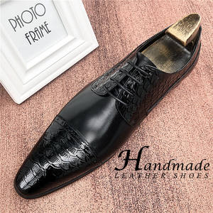 Chaussures Derby en cuir - Chaussures habillées formelles à bout pointu pour hommes - Style anglais à lacets motif crocodile - Meilleures chaussures de mariage pour témoin - Product Image 3