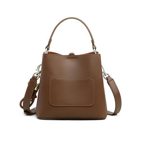 Nouveau sac à bandoulière en cuir véritable pour femme 2026, grande capacité, sac seau tendance pour femme, sac de banlieue élégant - Product Image 4