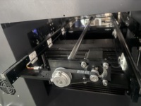 Impresora Plana UV DTF A2 A3 con Cabezal de Impresión I1600, CMYK, Blanco, Barniz, Relieve 3D y Accesorio Rotatorio
