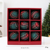 Adornos Navideños de Bolas de Tela a Cuadros, Juego de 9 Piezas en Caja de Regalo, Bolas Colgantes de Tartán Vintage para Decoración de Árboles de Navidad