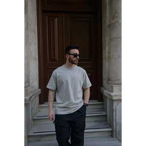 Camiseta Básica de Corte Ajustado con Tela de 240 Gramos, Transpirable, Antiarrugas, Estampada con Gráficos de Caracteres Sólidos - Product Image 4